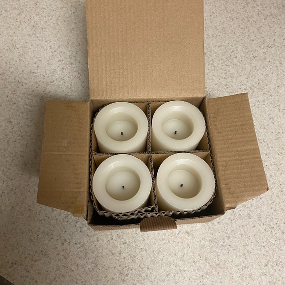 New Pottery Barn Flameless Wax Pillar Candles Set - Picture 5 of 5